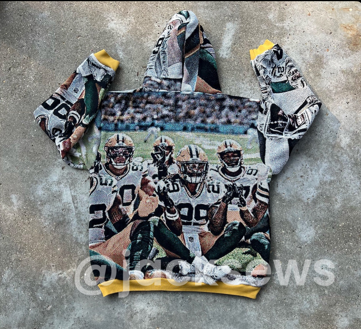 Green Bay Packers Hoodie (Multiple sizes)