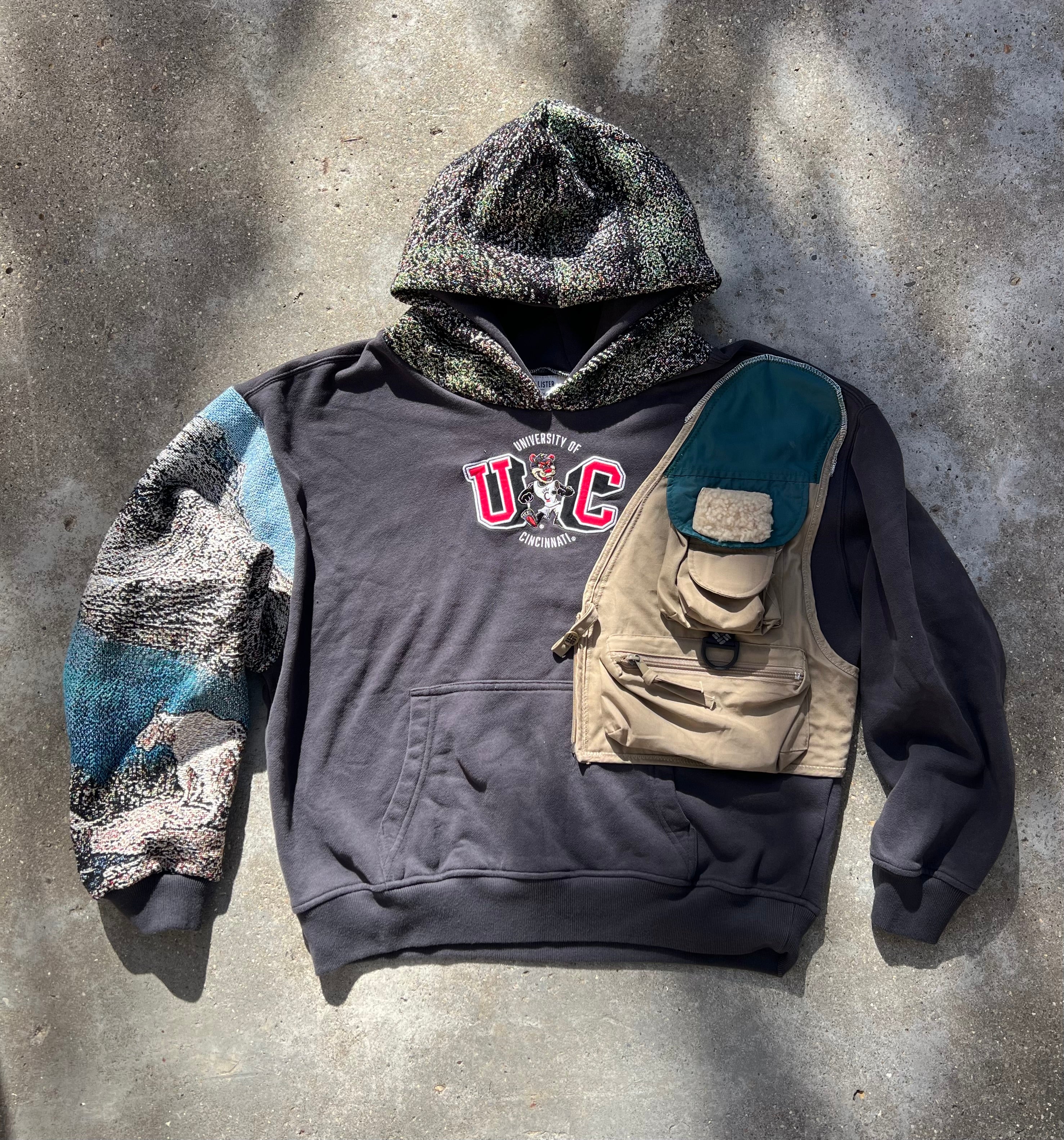 University of Cincinnati x Nature Hoodie (S/M)