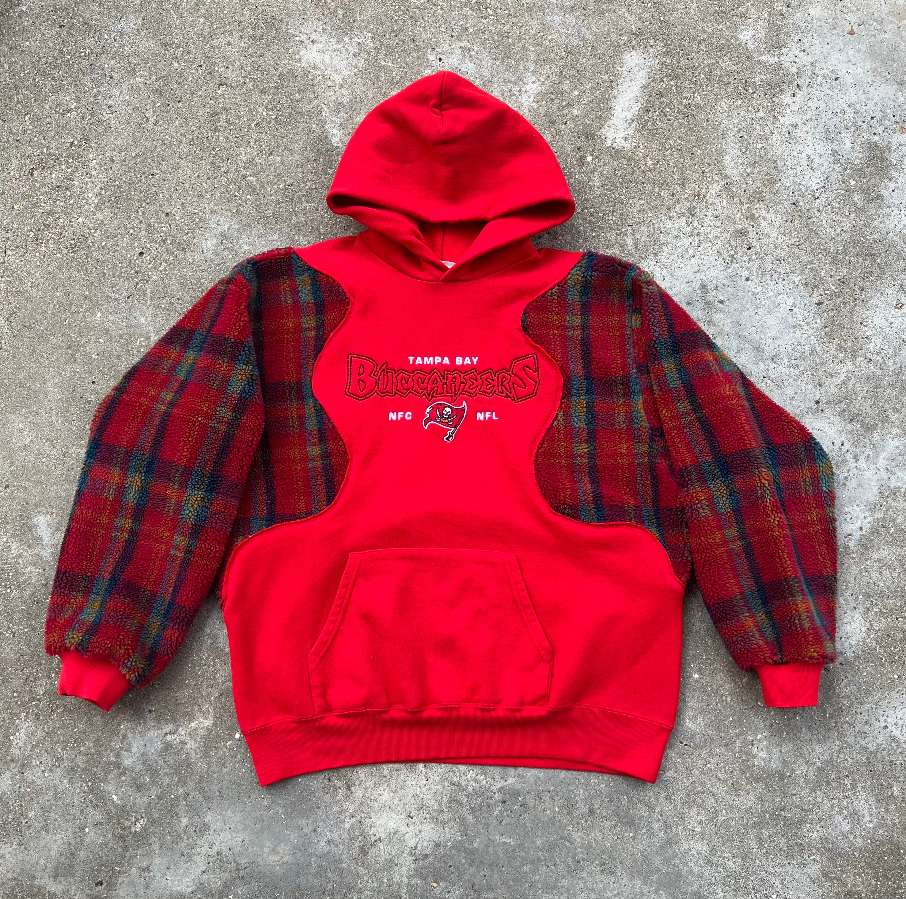 Vintage Buccaneers x Fleece Hoodie (L/XL)