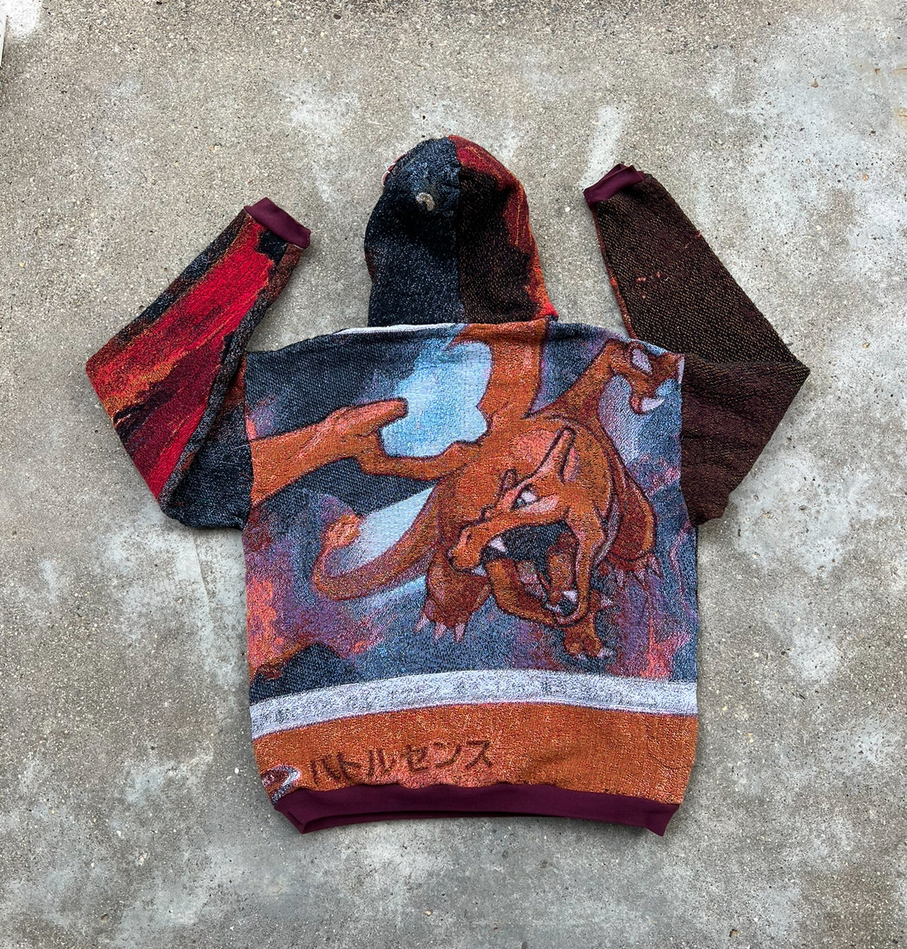 Lava Charizard Hoodie (M)